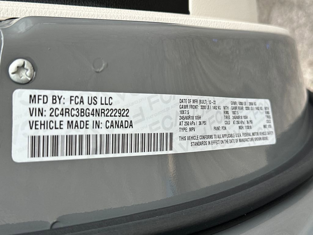 Used 2022 Chrysler Pacifica Touring-L image 22