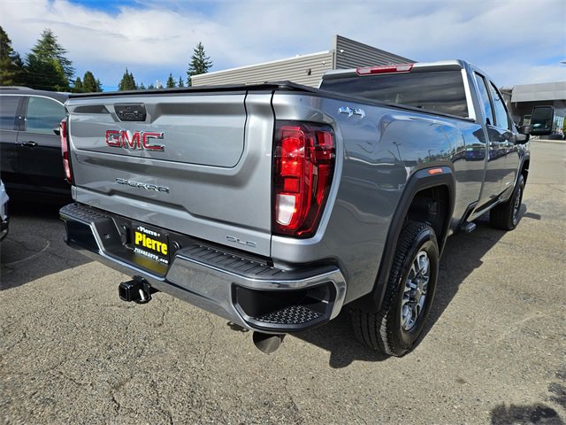 Used 2024 GMC Sierra 2500 SLE w/ SLE Convenience Package image 4