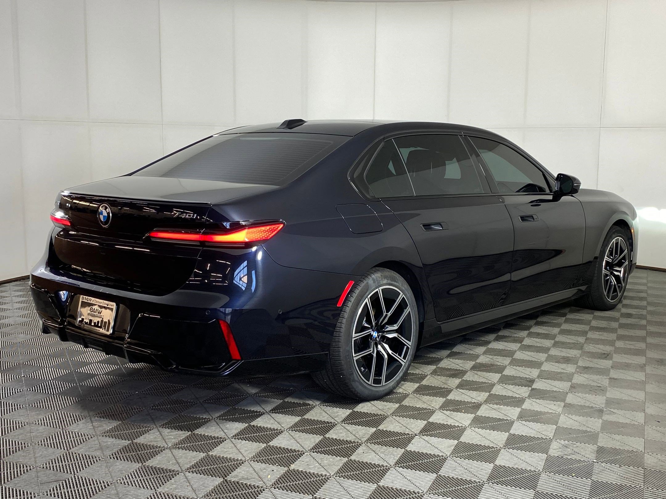 Certified 2024 BMW 740i xDrive 740i xDrive image 9