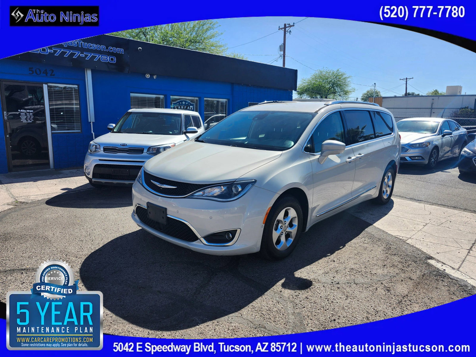 Used 2017 Chrysler Pacifica Touring-L Plus w/ Advanced Safetytec Group image 3