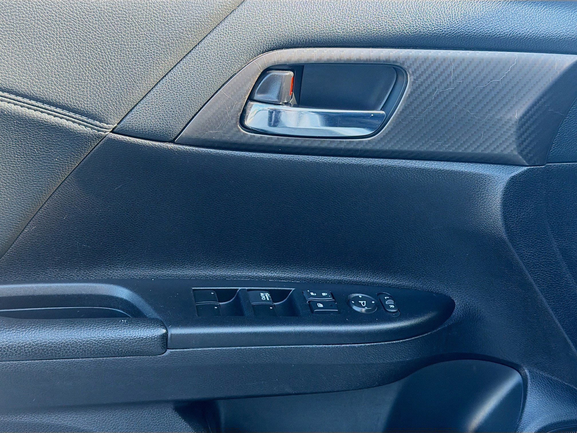 Used 2016 Honda Accord Sport image 17