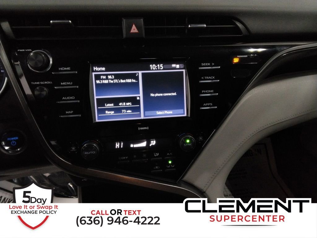 Used 2020 Toyota Camry LE image 17