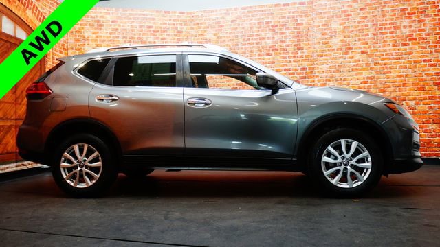 Used 2018 Nissan Rogue SV w/ Premium Package AWD/4WD image 8