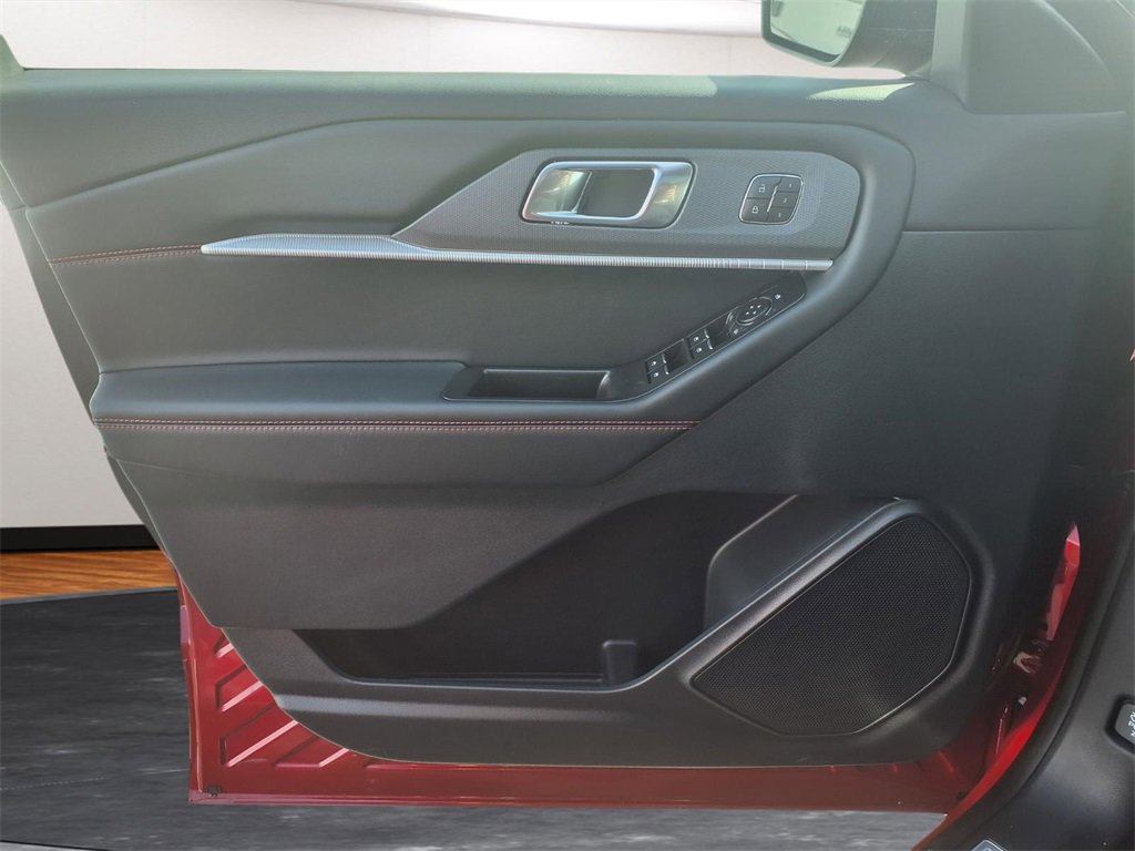 New 2026 Ford Explorer ST-Line image 17