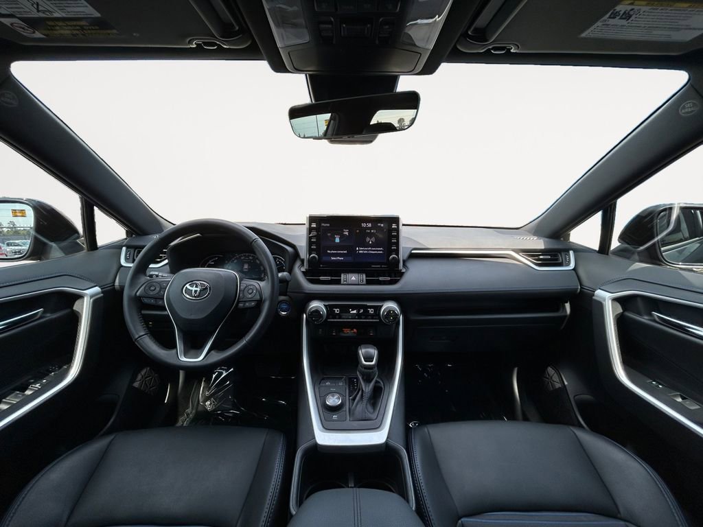 Used 2022 Toyota RAV4 XSE image 13