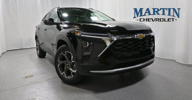 New 2026 Chevrolet Trax LT w/ Driver Confidence Package