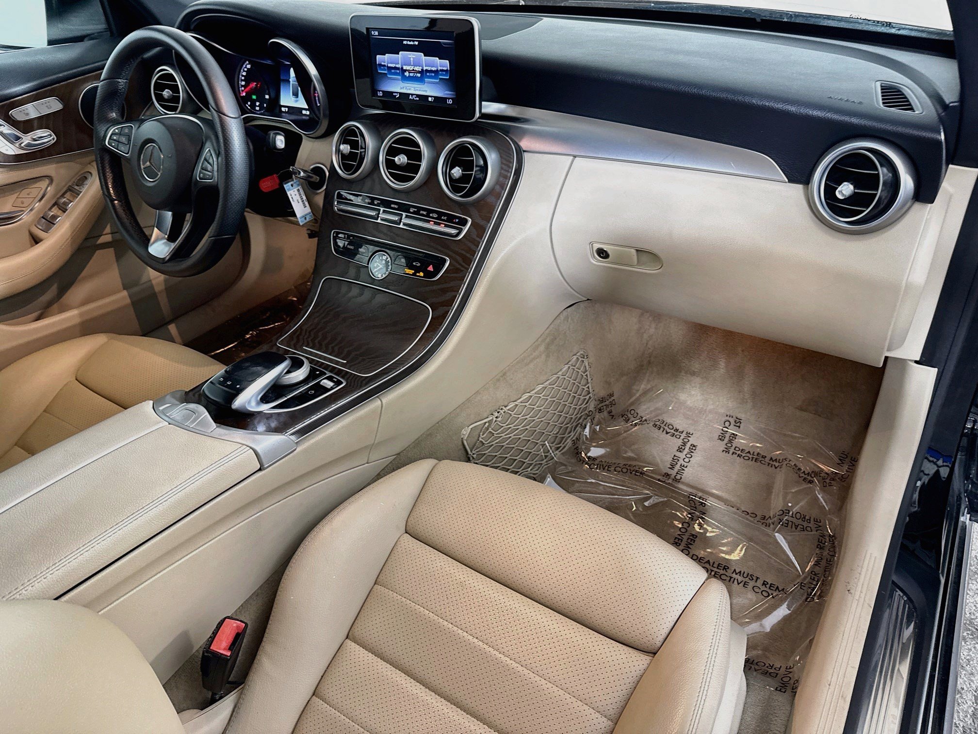 Used 2018 Mercedes-Benz C 300 Cabriolet image 27
