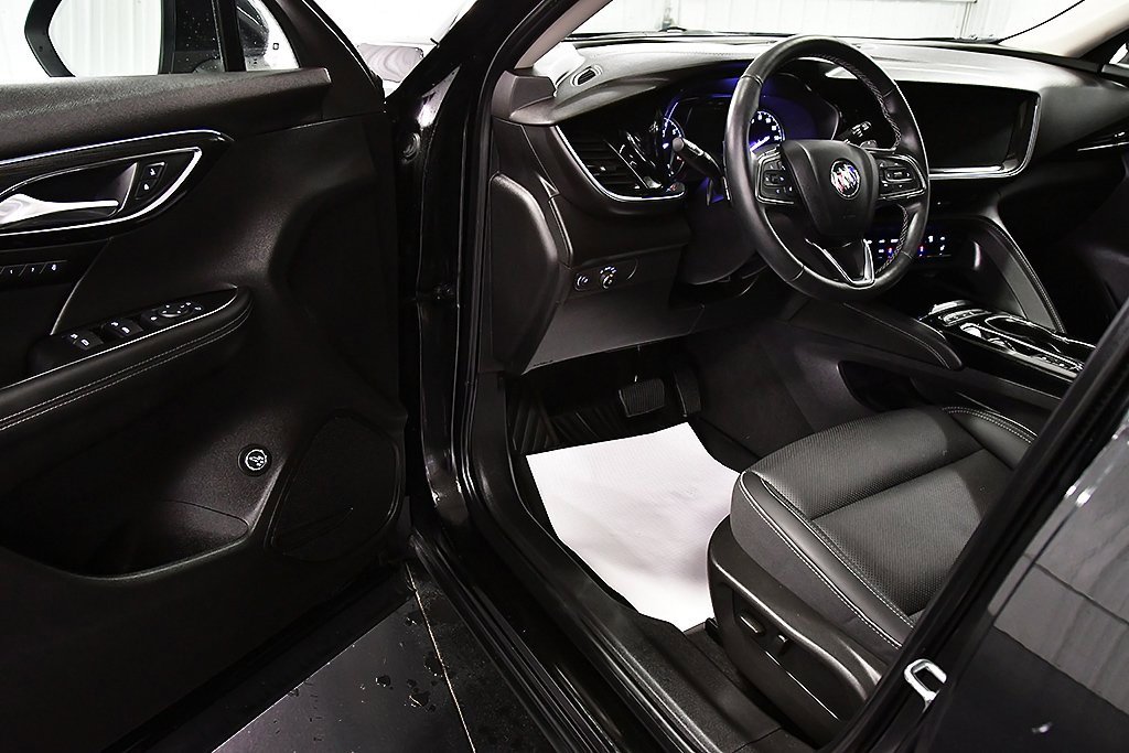 Used 2023 Buick Envision Essence image 13