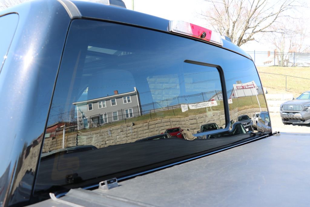 Used 2023 Ford F150 Lightning Platinum image 25