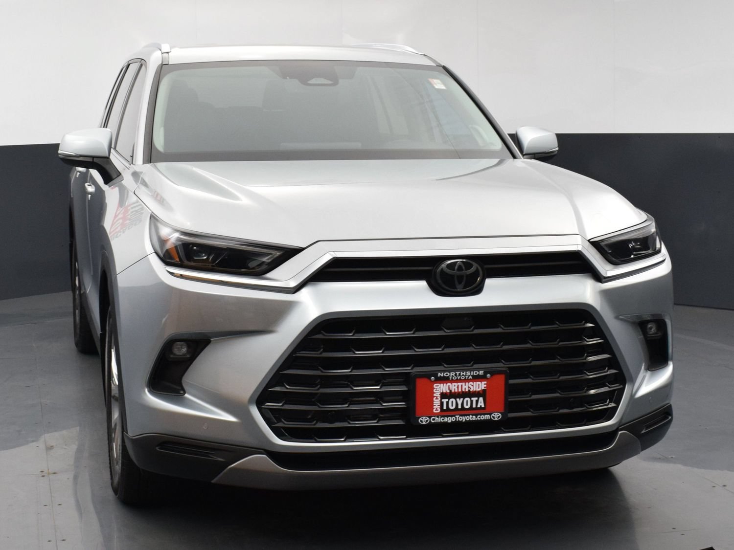 Used 2024 Toyota Grand Highlander AWD image 7