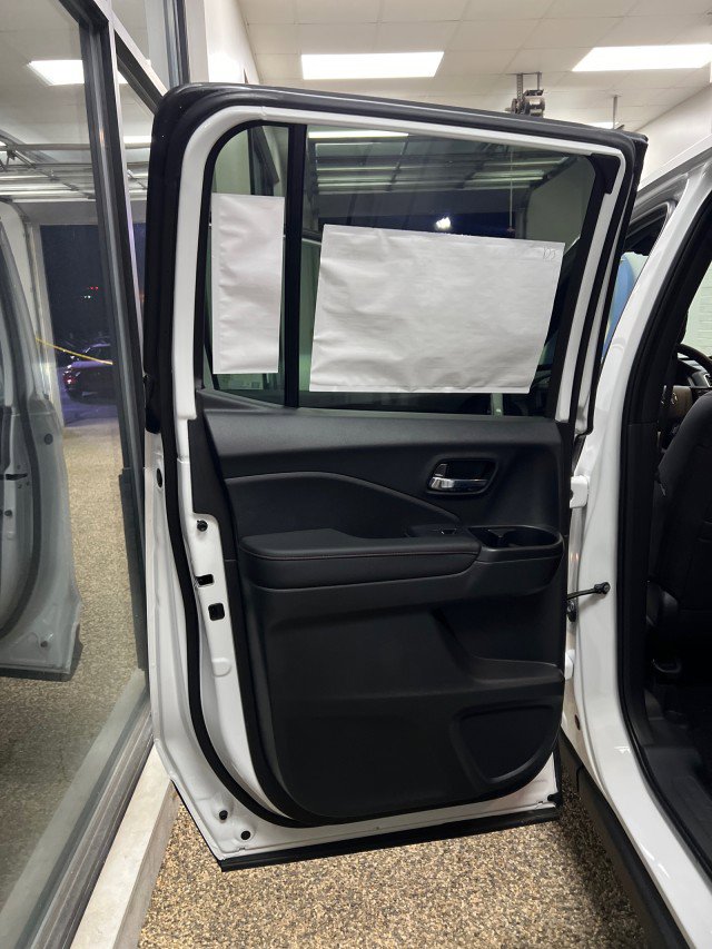 New 2026 Honda Ridgeline Black Edition image 17