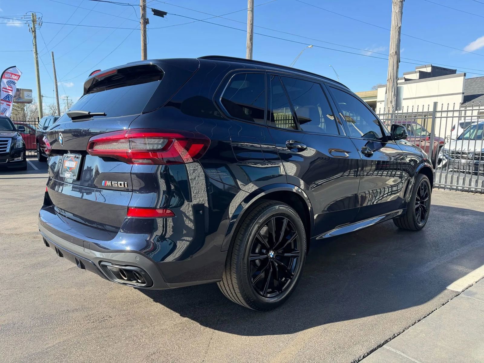 Used 2022 BMW X5 M50i w/ Executive Package AWD/4WD image 16