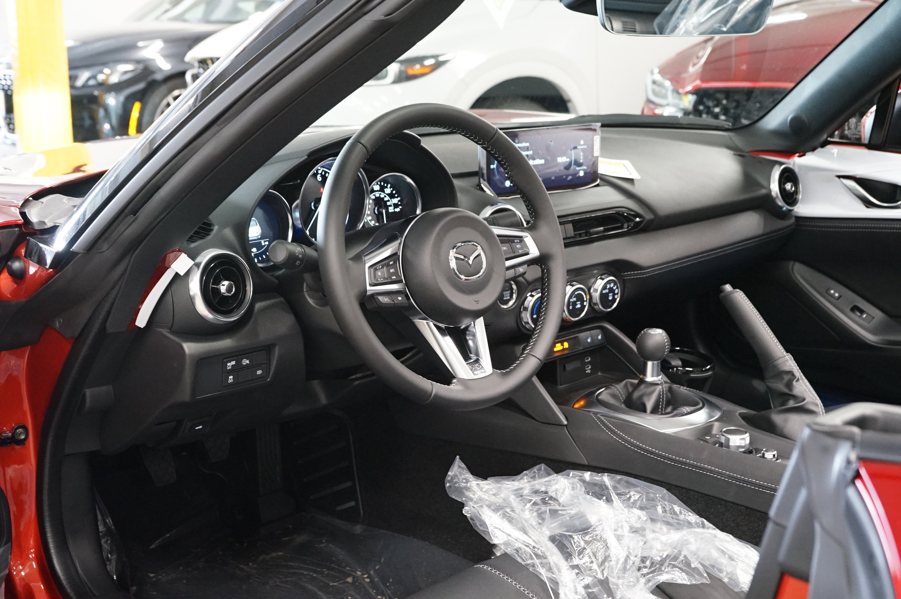 New 2025 MAZDA MX-5 Miata Grand Touring w/ Weather Package image 10