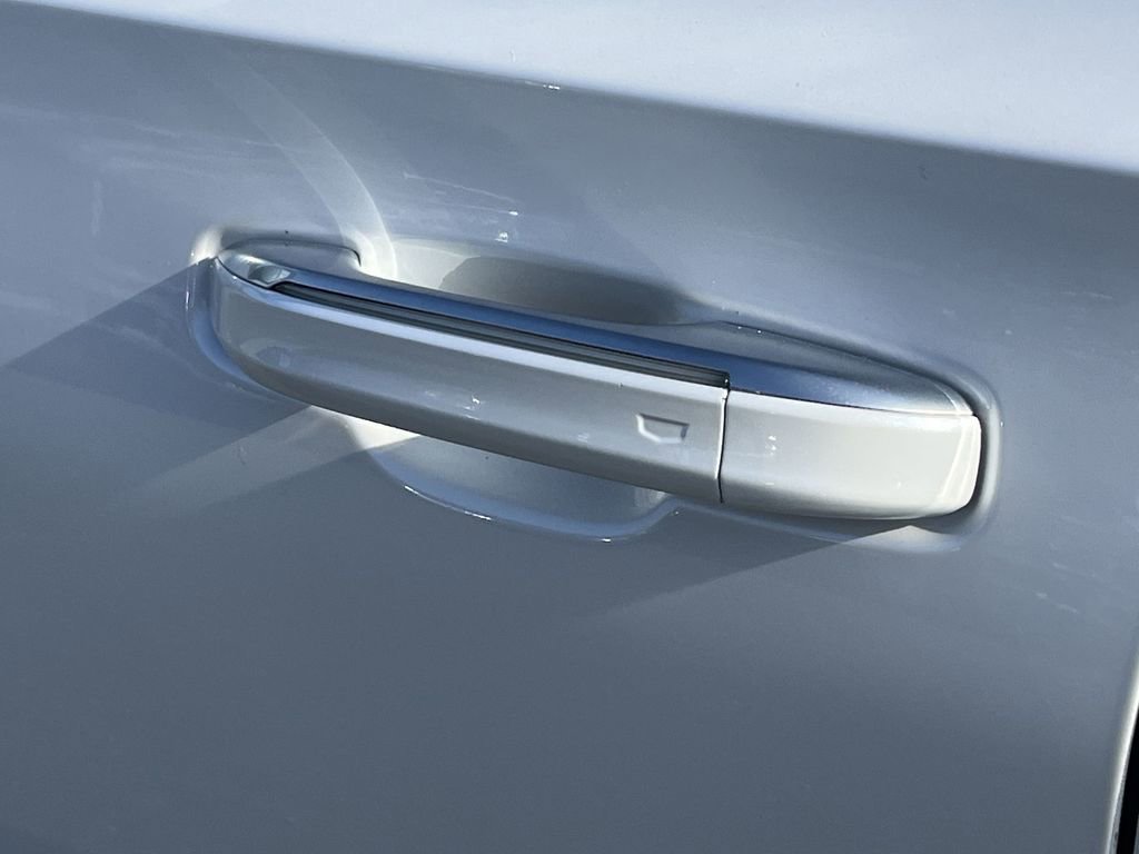 Used 2023 Cadillac Escalade Premium Luxury Platinum image 35