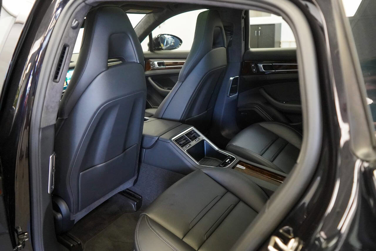 Used 2023 Porsche Panamera Turbo S image 71