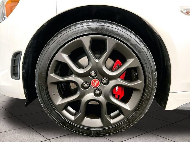 Used 2017 FIAT 124 Spider Abarth RWD image 8