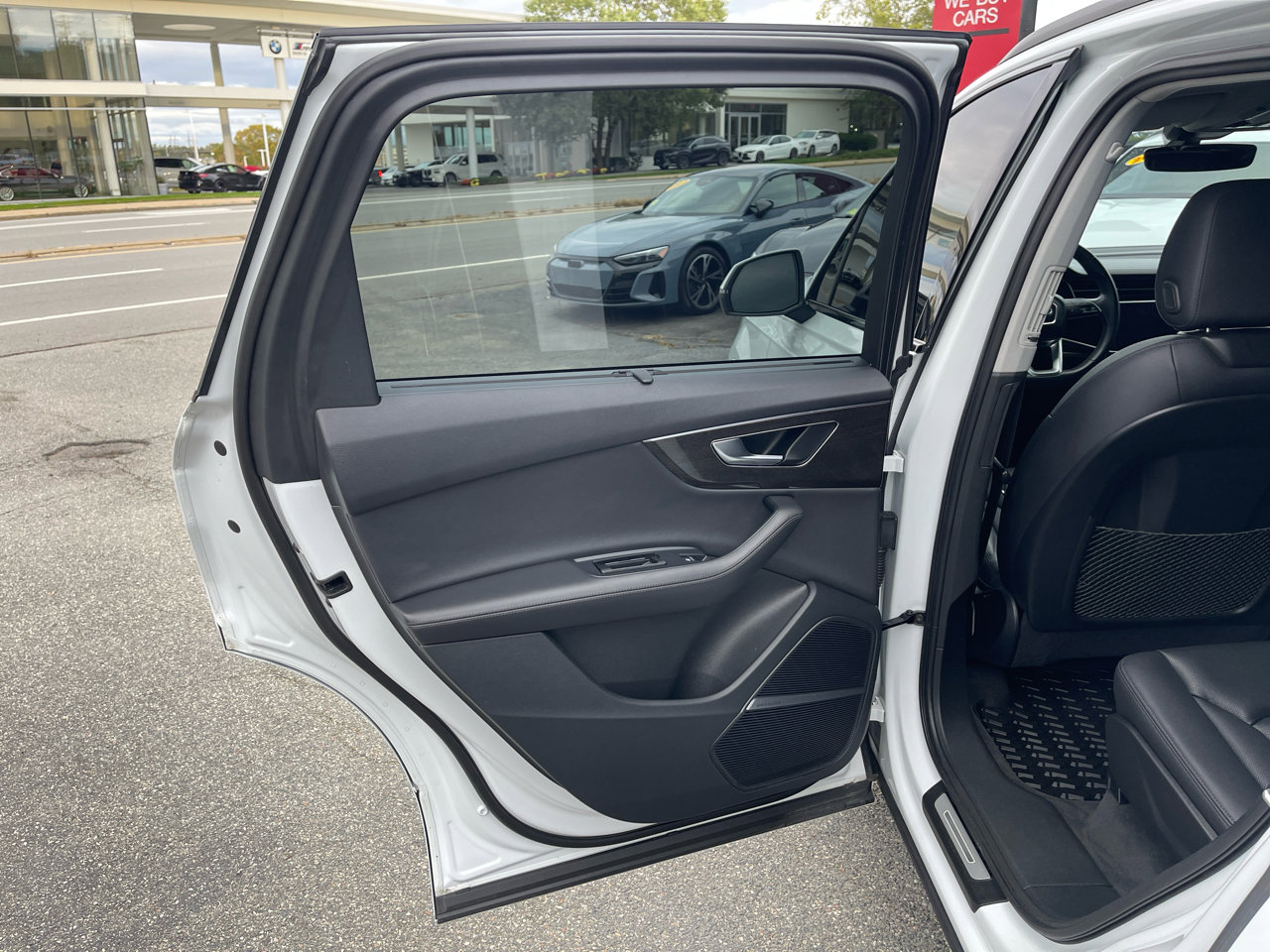 Used 2023 Audi Q7 3.0T Premium Plus image 22