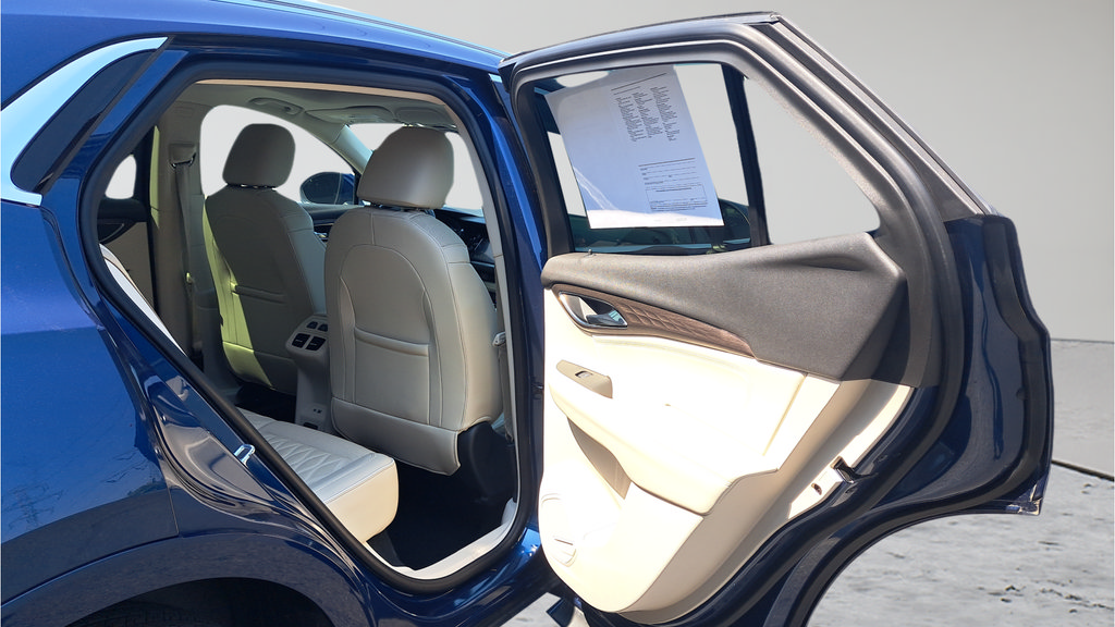 Used 2023 Buick Envision Avenir FWD image 13