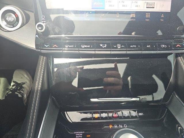 Used 2024 Jeep Wagoneer Series II image 15