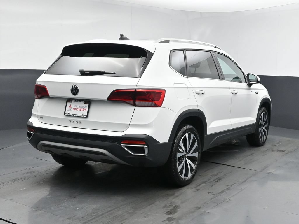 Used 2024 Volkswagen Taos SE FWD image 18