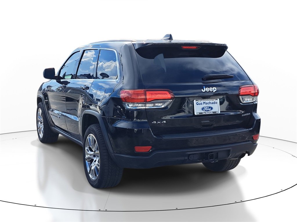 Used 2022 Jeep Grand Cherokee Laredo E w/ Security & Convenience Group image 3