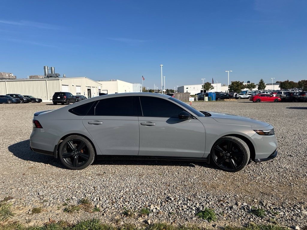 Used 2024 Honda Accord Sport image 13