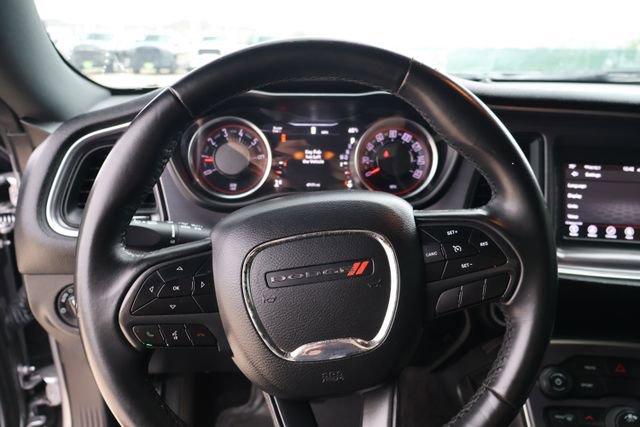 Used 2018 Dodge Challenger SXT RWD image 13