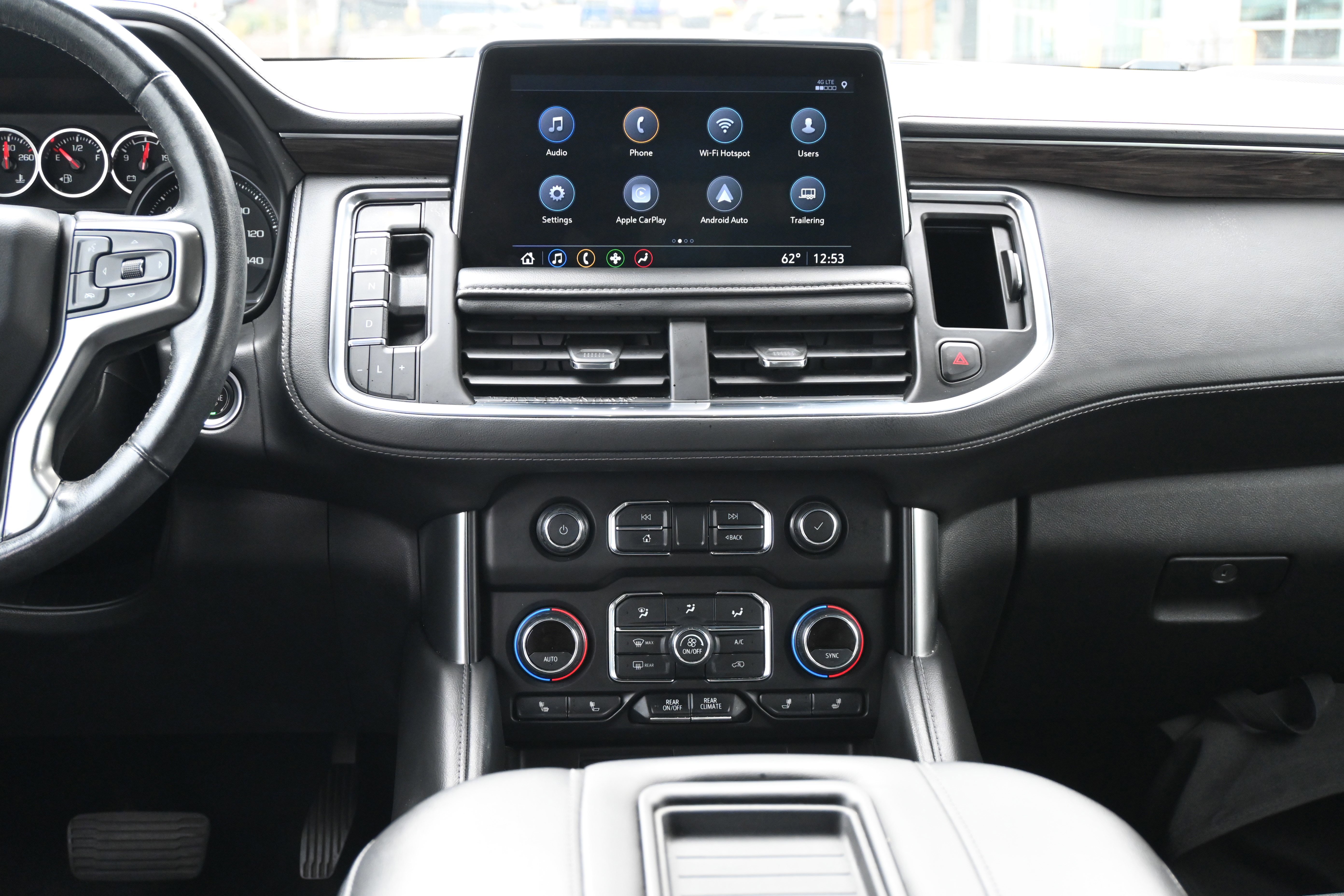 Used 2021 Chevrolet Tahoe LT w/ LT Signature Package image 32