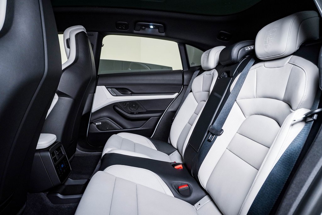 Certified 2024 Porsche Taycan 4 Cross Turismo w/ Premium Package image 17