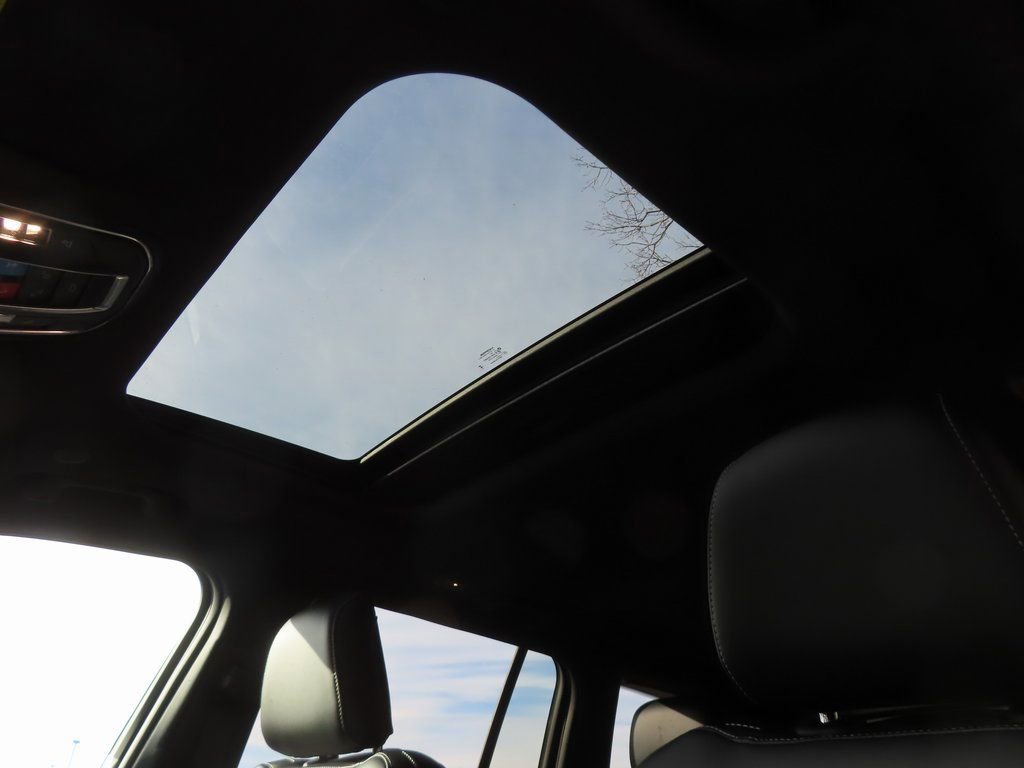 New 2025 Jeep Grand Cherokee Altitude image 7