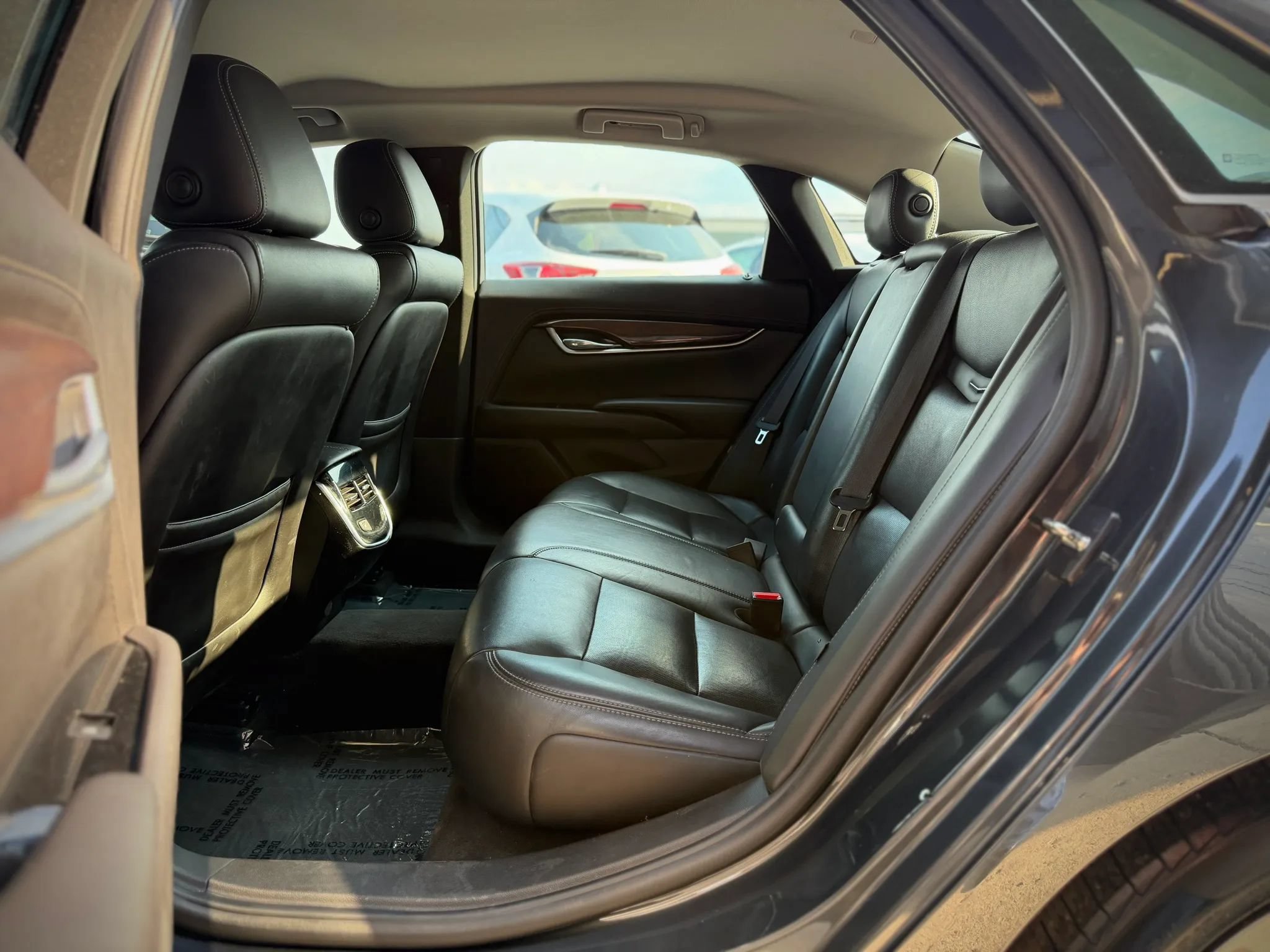 Used 2015 Cadillac XTS Luxury AWD/4WD image 12