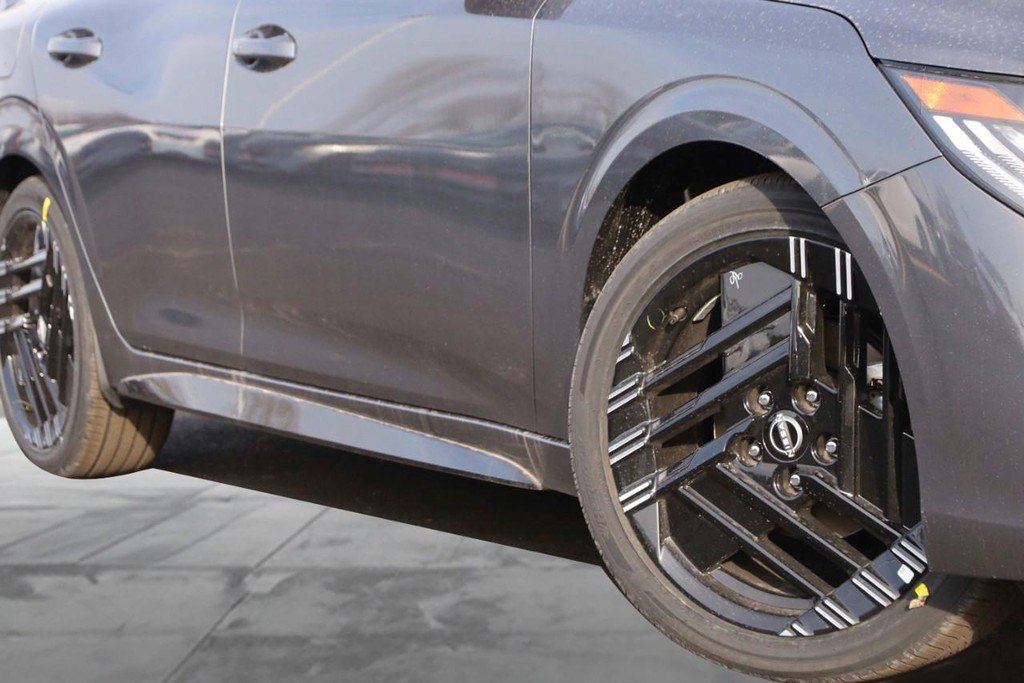 New 2026 Nissan Sentra SR w/ SR Premium Package image 3