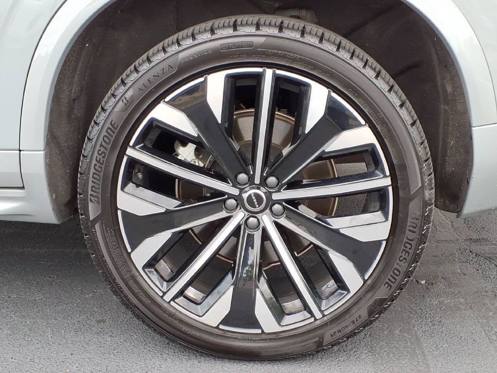 Certified 2026 Volvo XC90 B6 Plus AWD/4WD image 6