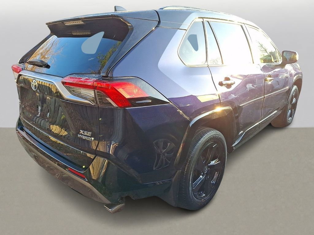 Used 2020 Toyota RAV4 XSE image 4
