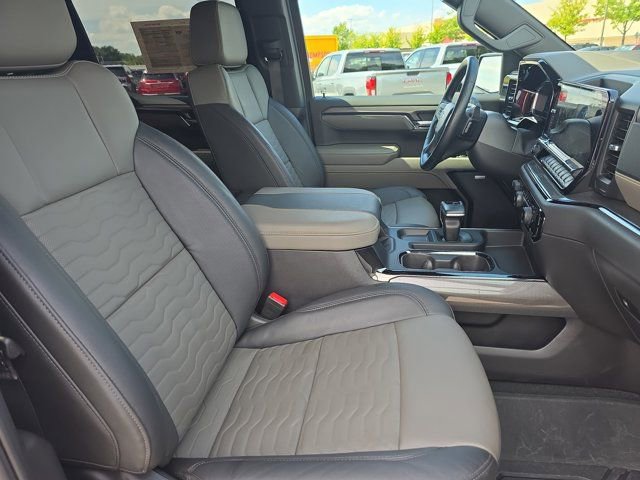 Used 2024 Chevrolet Silverado 1500 ZR2 w/ Technology Package image 10