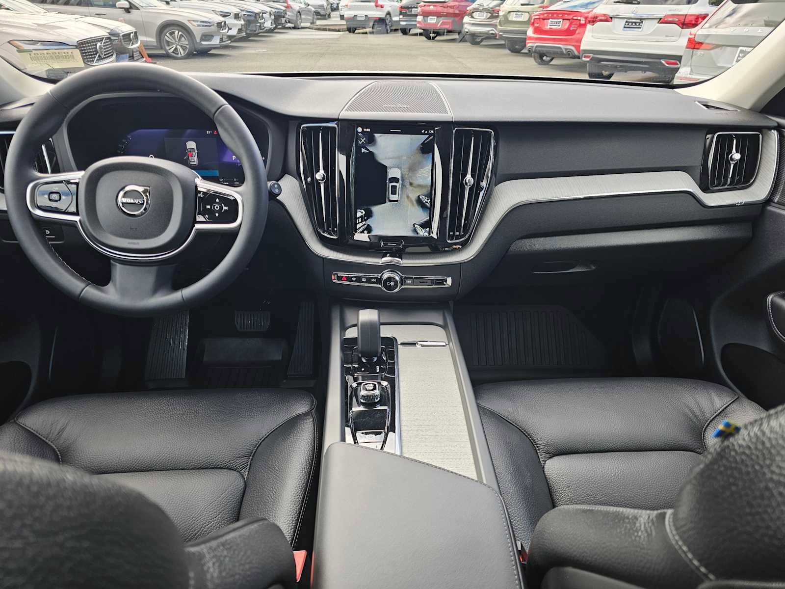 Certified 2025 Volvo XC60 T8 Plus w/ Protection Package Premier image 19