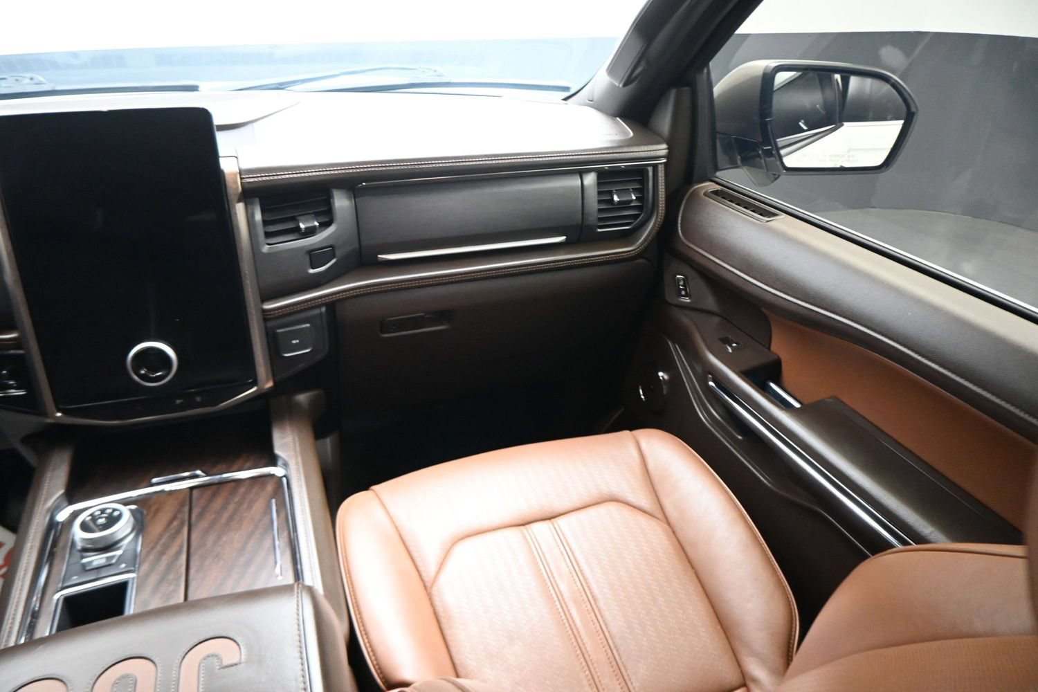 Certified 2023 Ford Expedition King Ranch RWD image 25