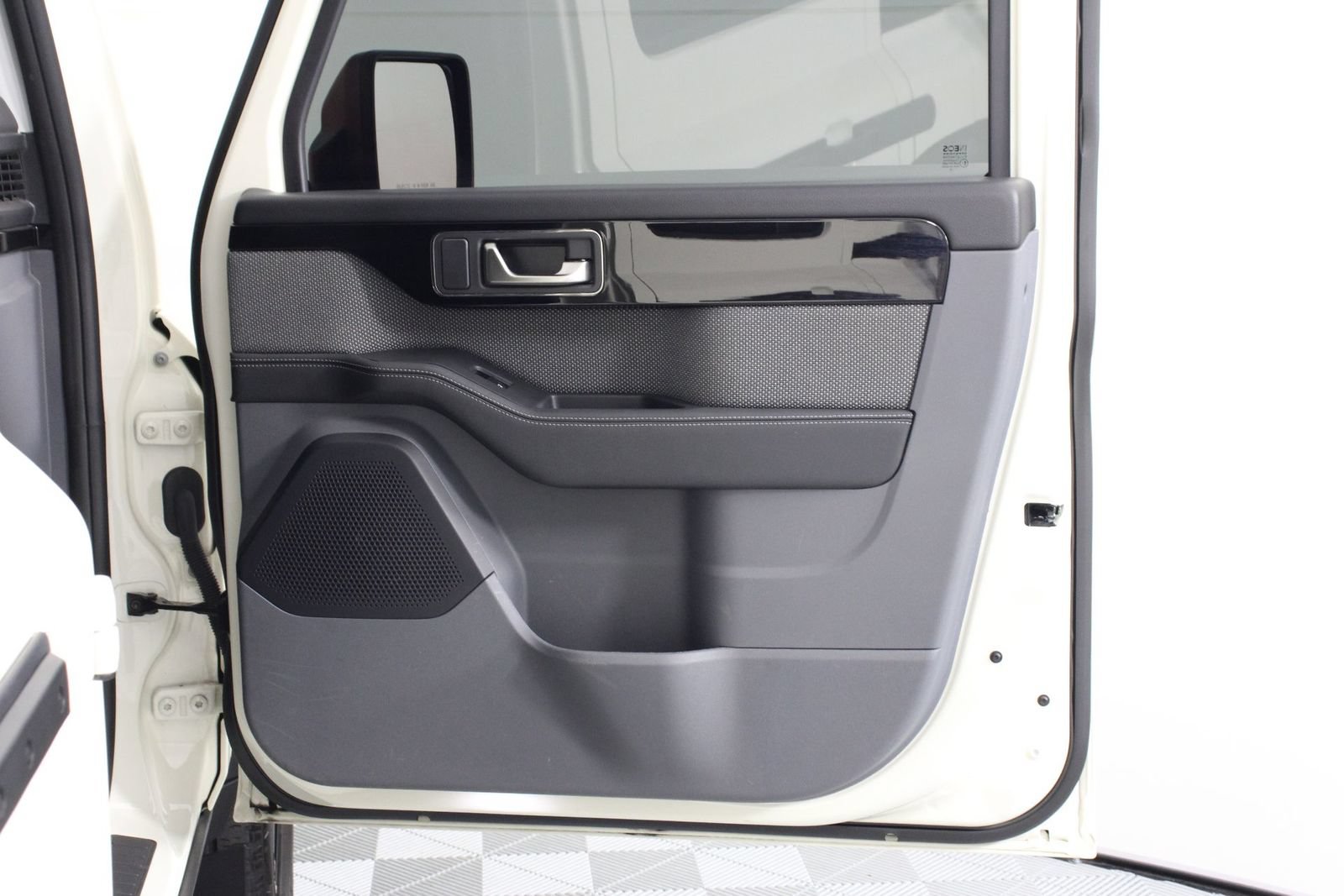 Used 2024 INEOS Grenadier AWD/4WD image 22