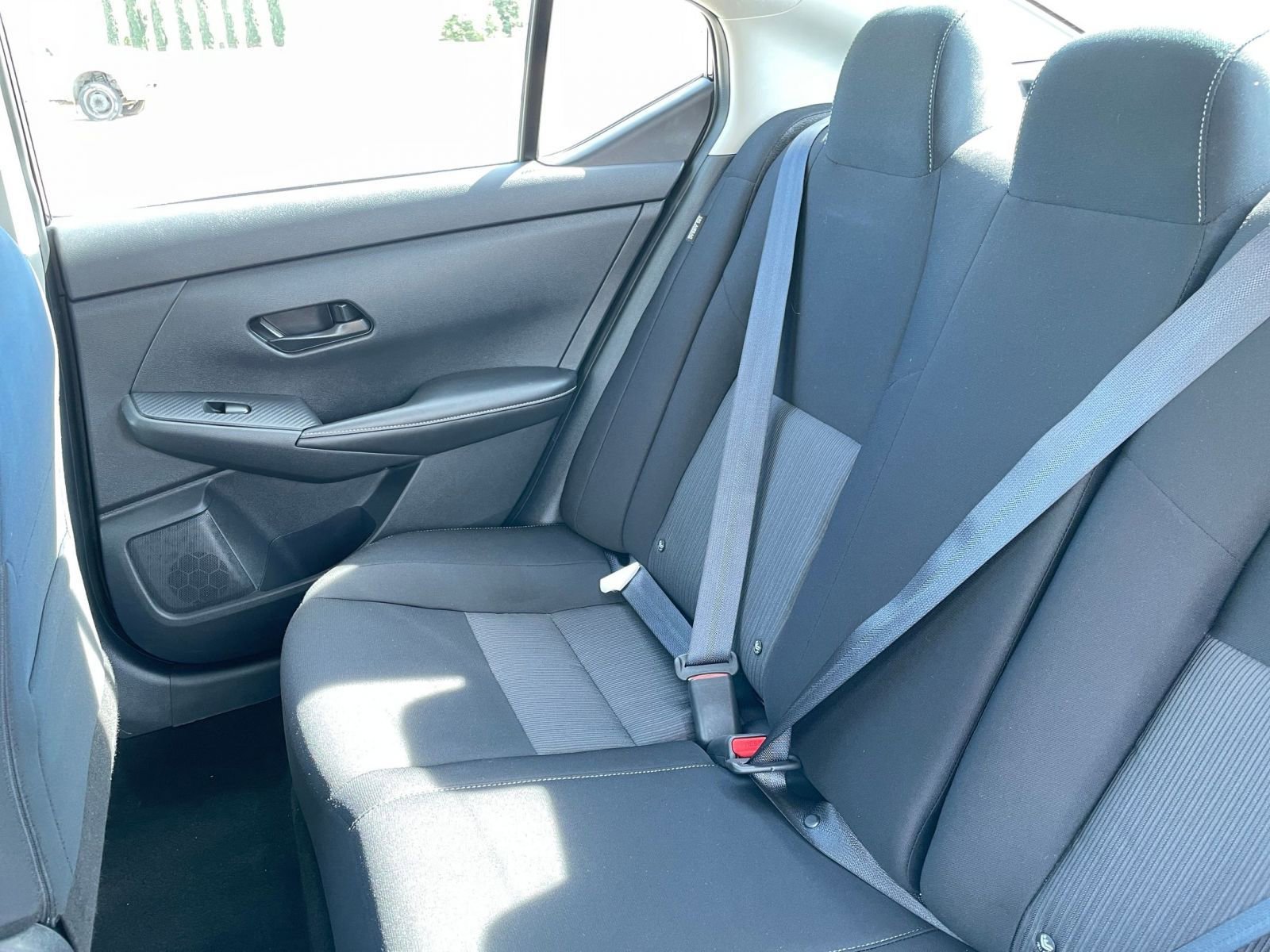 Used 2025 Nissan Sentra SV image 38