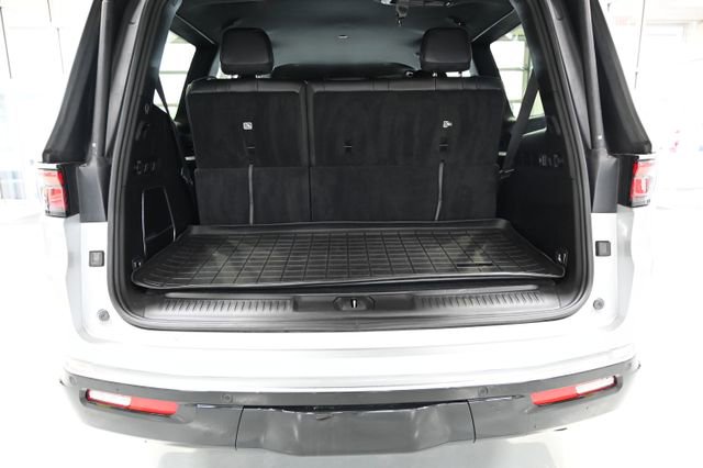 Used 2022 Jeep Wagoneer Series I AWD/4WD image 7