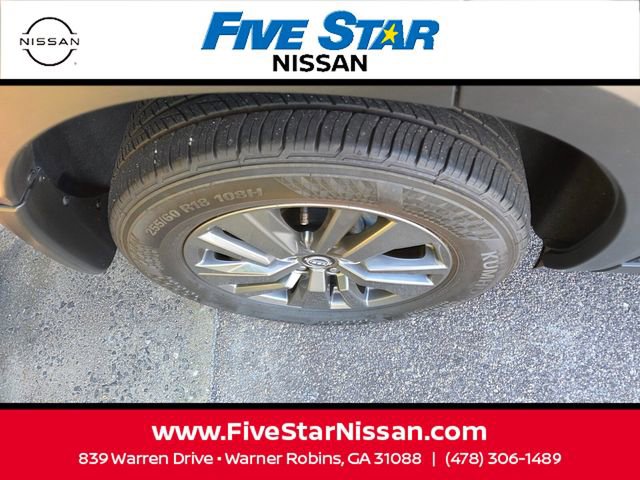 Used 2024 Nissan Pathfinder SV FWD image 12
