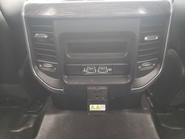 Used 2020 RAM 1500 Laramie image 14