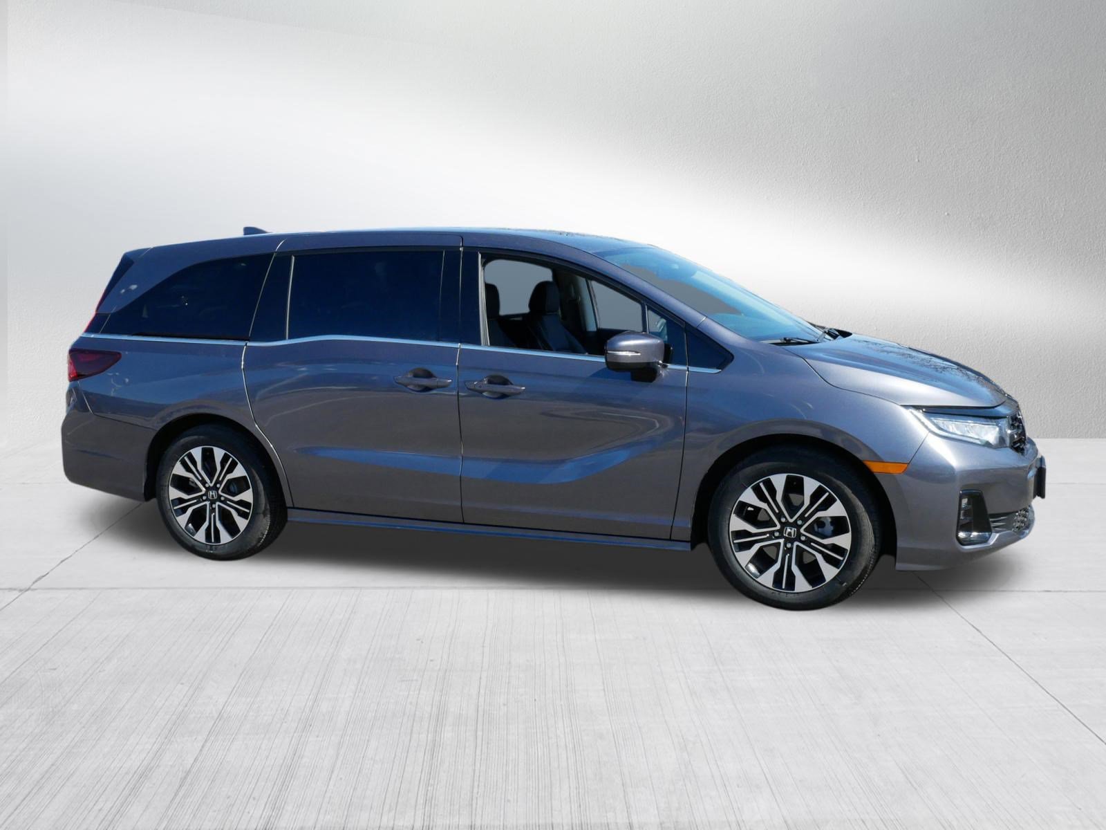 Certified 2026 Honda Odyssey Elite image 8