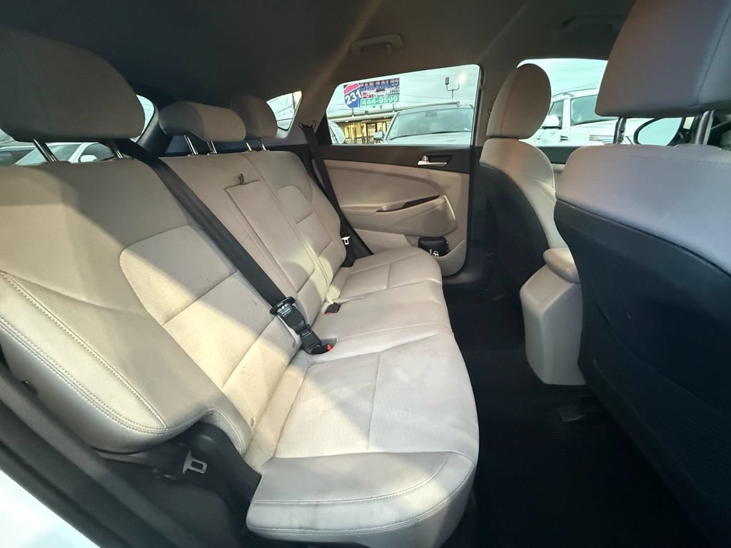 Used 2019 Hyundai Tucson Value FWD image 21