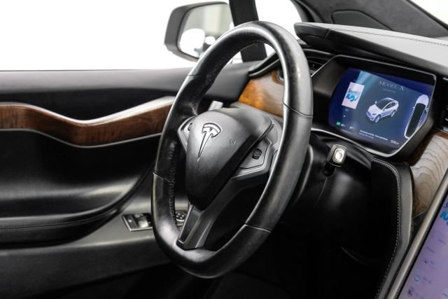 Used 2020 Tesla Model X Long Range AWD/4WD image 20