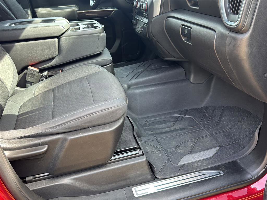 Used 2019 Chevrolet Silverado 1500 RST AWD/4WD image 24