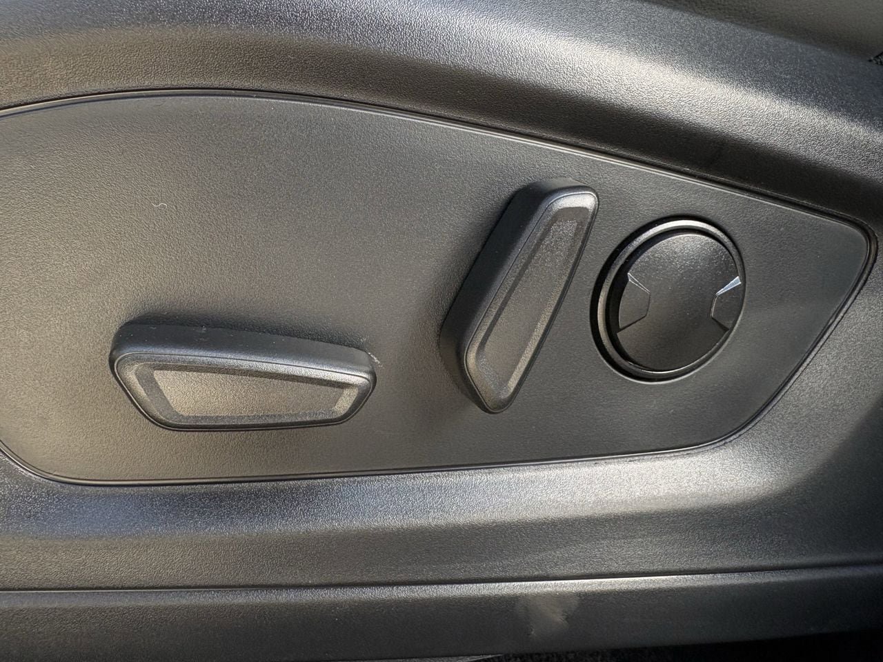 New 2026 Ford Explorer Active w/ Active Comfort Package image 60