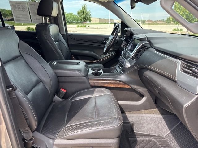 Used 2018 Chevrolet Suburban LT AWD/4WD image 34