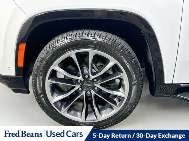Used 2023 Jeep Wagoneer Series II w/ Premium Group I AWD/4WD image 41
