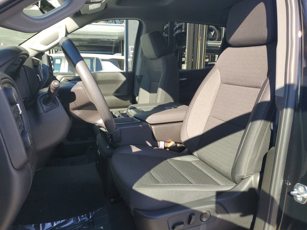 New 2026 Chevrolet Silverado 1500 Custom Trail Boss w/ LPO, Dark Essentials Package image 17